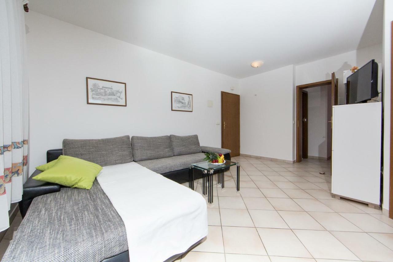 Apartments Sanmichel Пула Екстер'єр фото