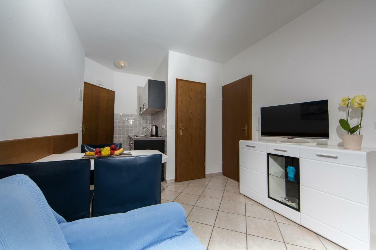 Apartments Sanmichel Пула Екстер'єр фото