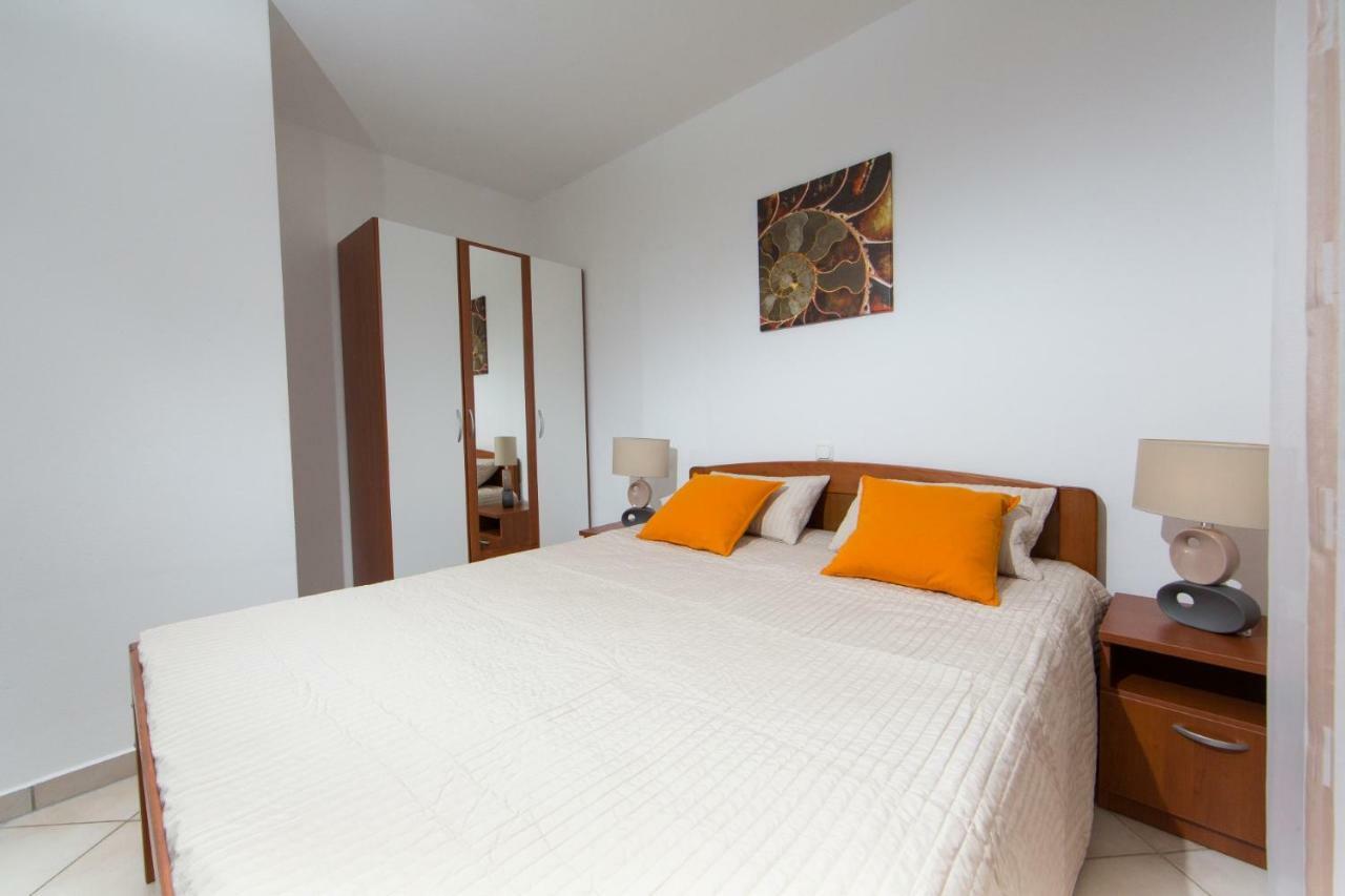 Apartments Sanmichel Пула Екстер'єр фото
